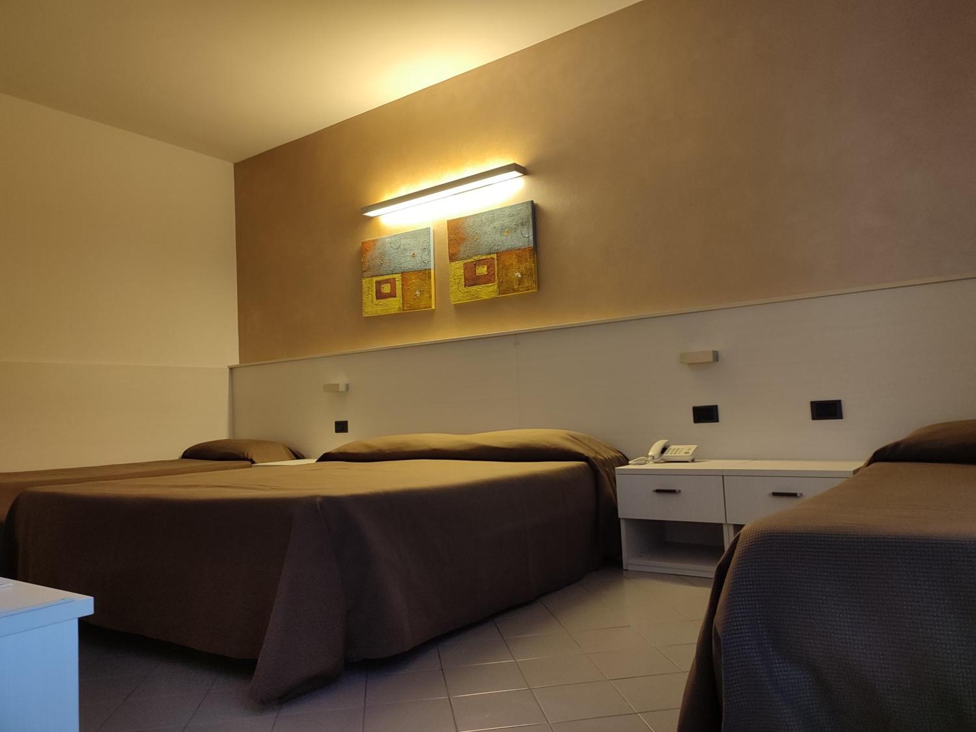 Albergo Al Cacciatore Desenzano del Garda Exterior foto