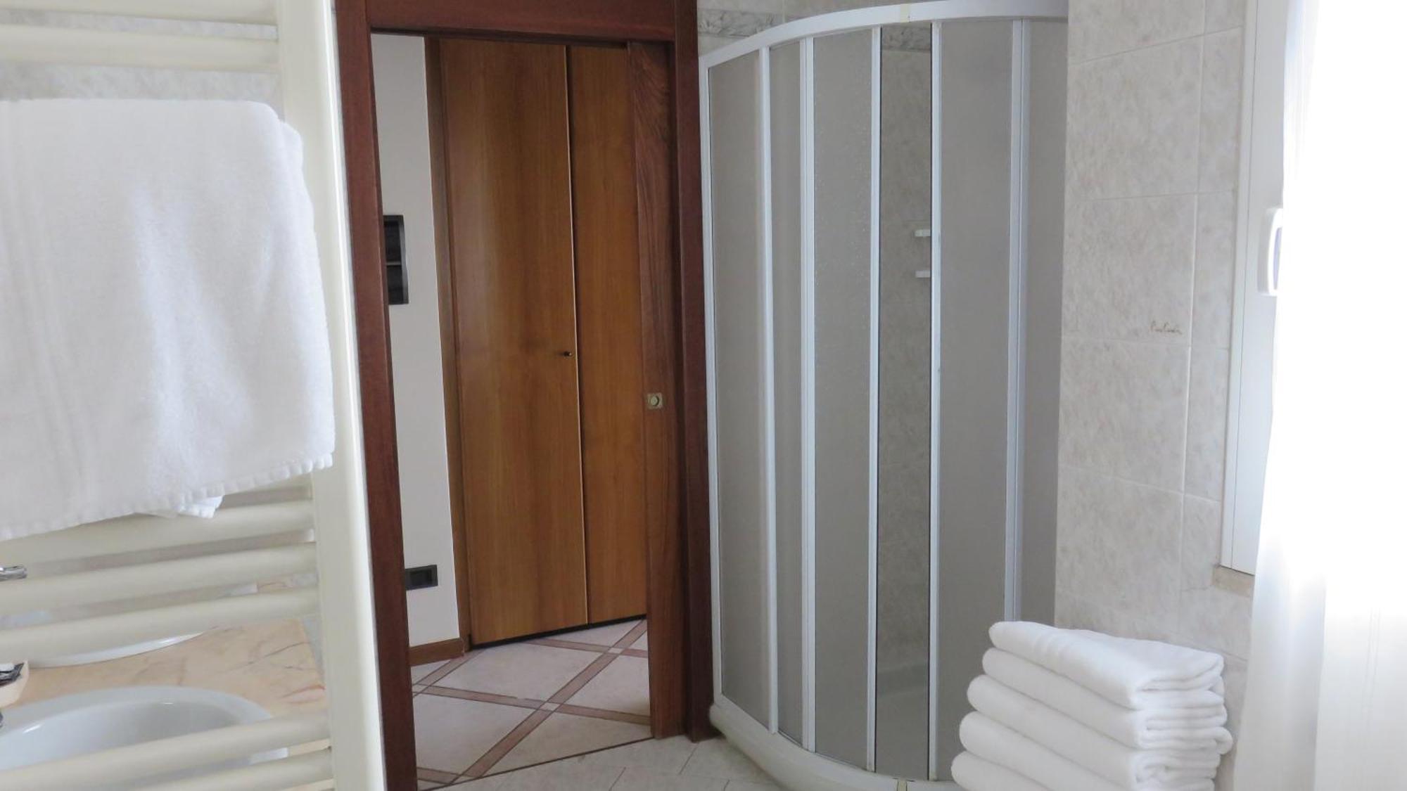 Albergo Al Cacciatore Desenzano del Garda Exterior foto