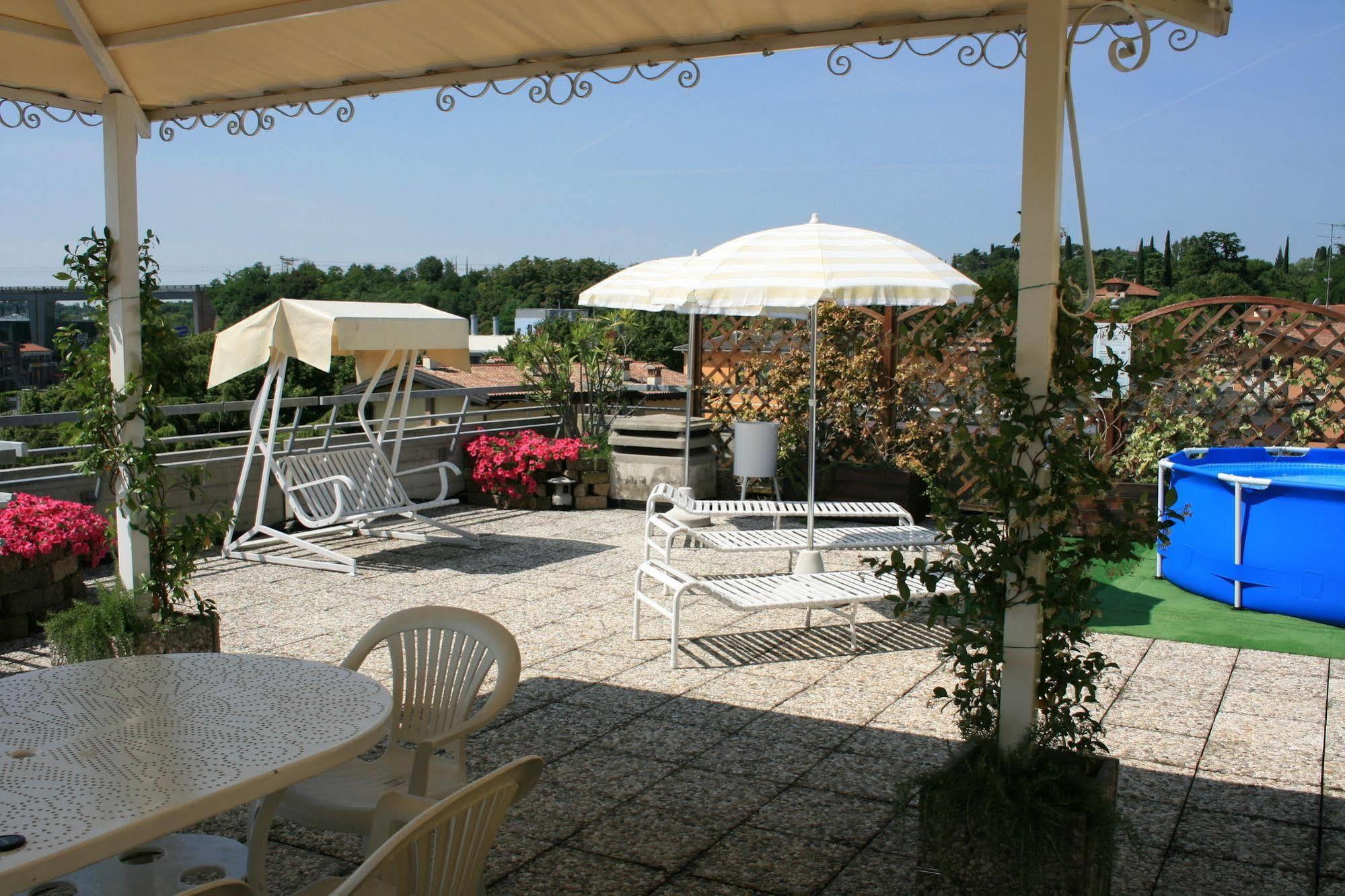 Albergo Al Cacciatore Desenzano del Garda Exterior foto